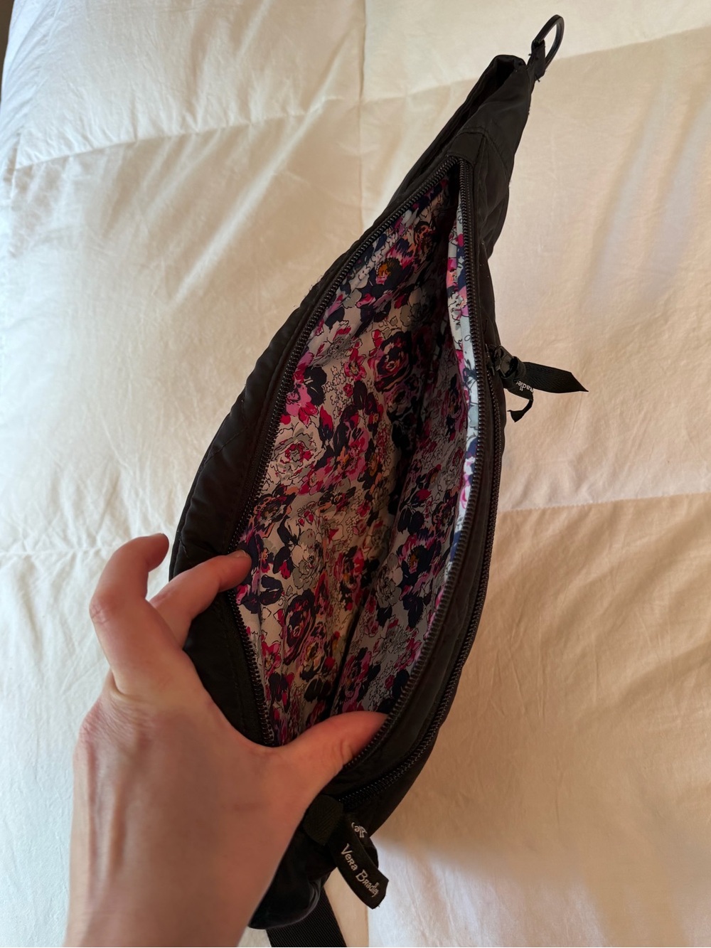 Vera Bradley Ultralight Essential Black Quilted Crossbody Sling Bag - Picture 4 of 5